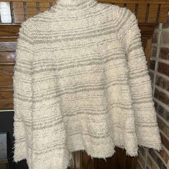 FREE PEOPLE Sz Small Knit Shag Shaggy Sweater Shacket Coat Metal Buttons Soft - Picture 5 of 8